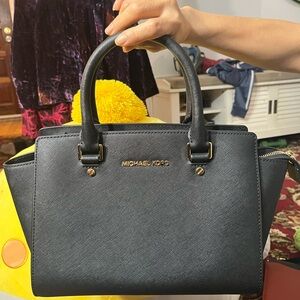 Michael Kors Elegant Black Satchel